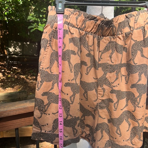 Jane + Delancey Cheetah Top and Short Set NWT - Picture 11 of 17